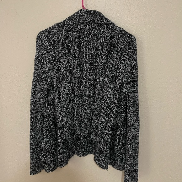 Reference Point Medium Acrylic Jacket - Picture 4 of 4